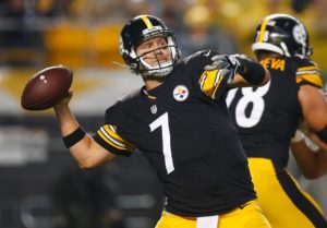 PITTSBURGH, PA – OCTOBER 02: Ben Roethlisberger #7 of the Pittsburgh Steelers drops back to pass in the first half during the game against the Kansas City Chiefs at Heinz Field on October 2, 2016 in Pittsburgh, Pennsylvania. (Photo by Justin K. Aller/Getty Images)